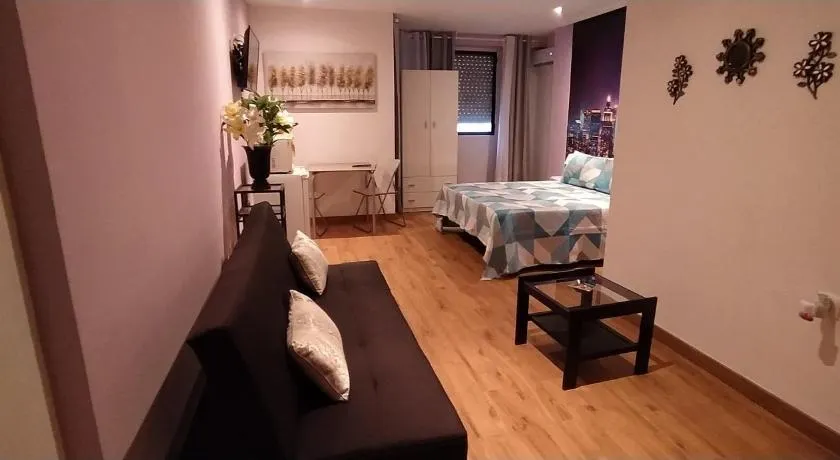 Hostal Happystay - Image 1