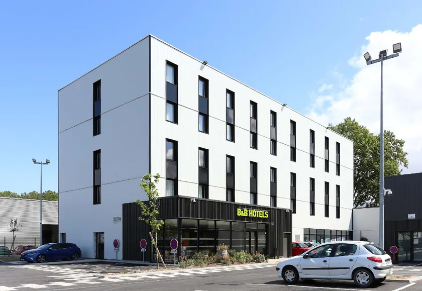 B&B HOTEL Epernay - Image 1