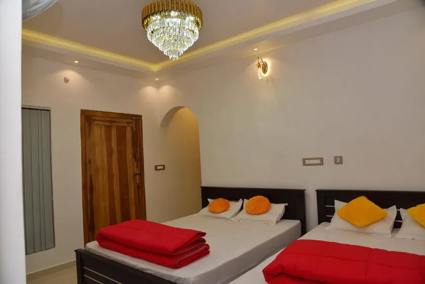 ROSARY HOMESTAY - Image 1