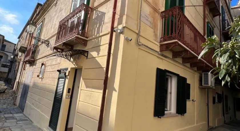 L Antico Soffitto Tropea - Image 1