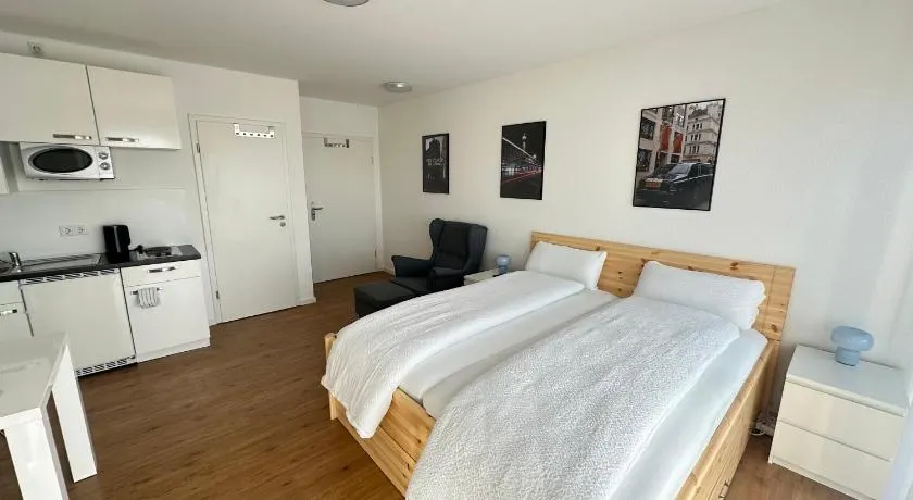 Helles Studio mit Weitblick, Doppelbett, zentrumsnah - Image 1