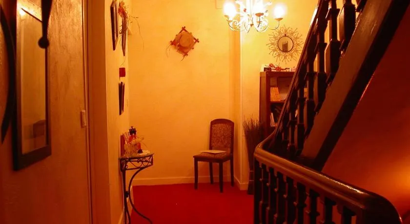 Hôtel le Dauphin - Image 1