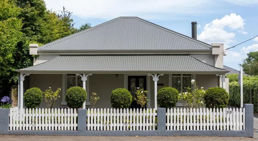 Arendon Cottage - Image 1