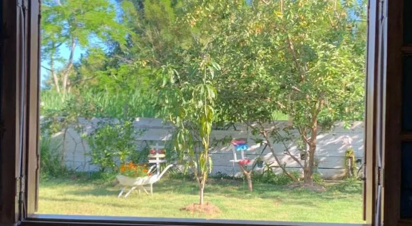 Suíte Recanto dos Pinheiros - Image 1