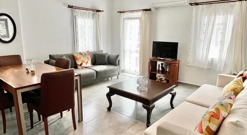 Bodrum-Turgutreis Merkezde Plaja 50 Metre uzaklıkta 1 ve 2 numaralı daireler - Image 1