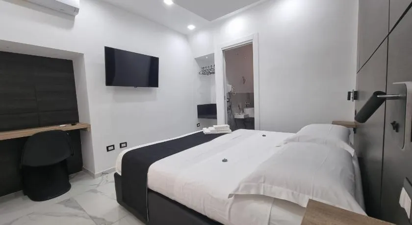 Rooms Vico Giunti - Image 1