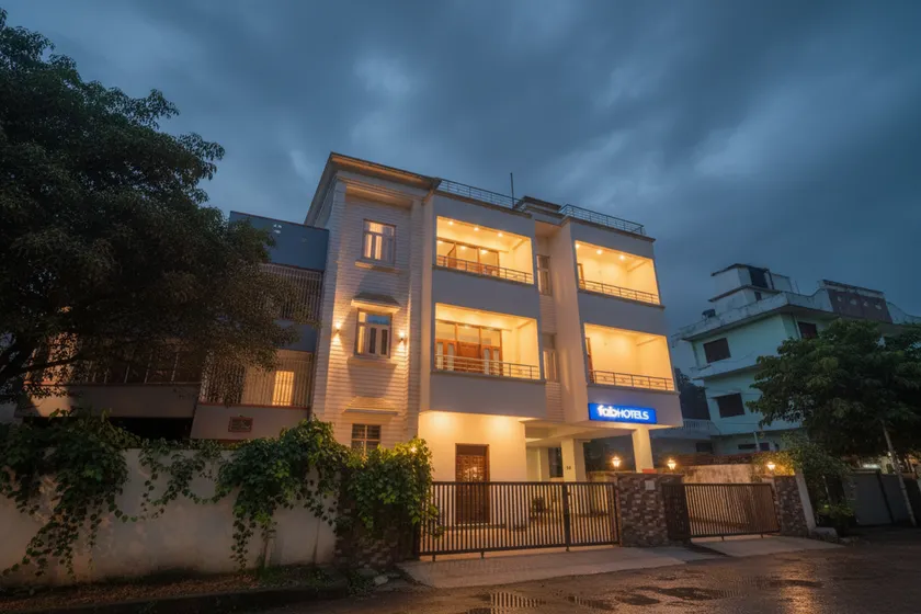 FabHotel Buddha Residency - Image 1