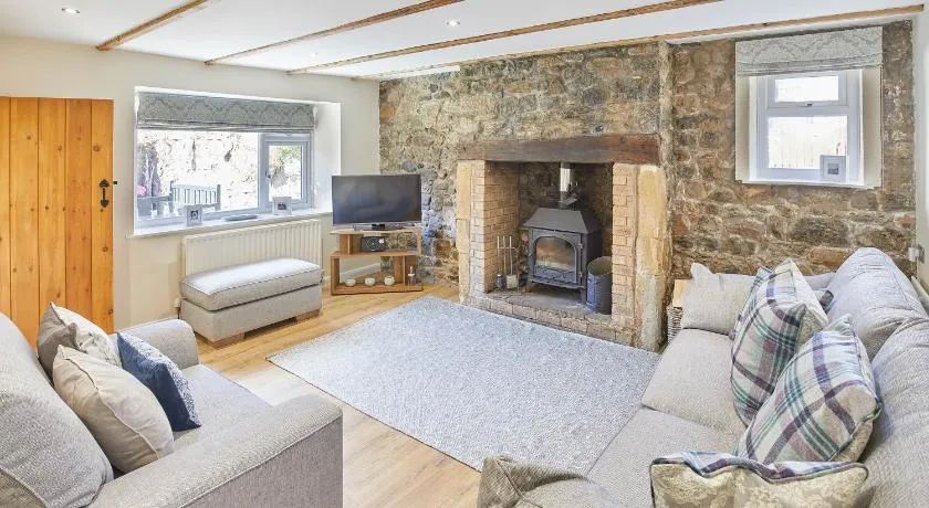 Host & Stay - Eden Cottage - Image 1
