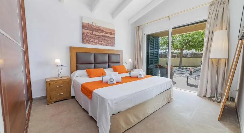 Villa Ambient / Sa Finqueta - Image 1
