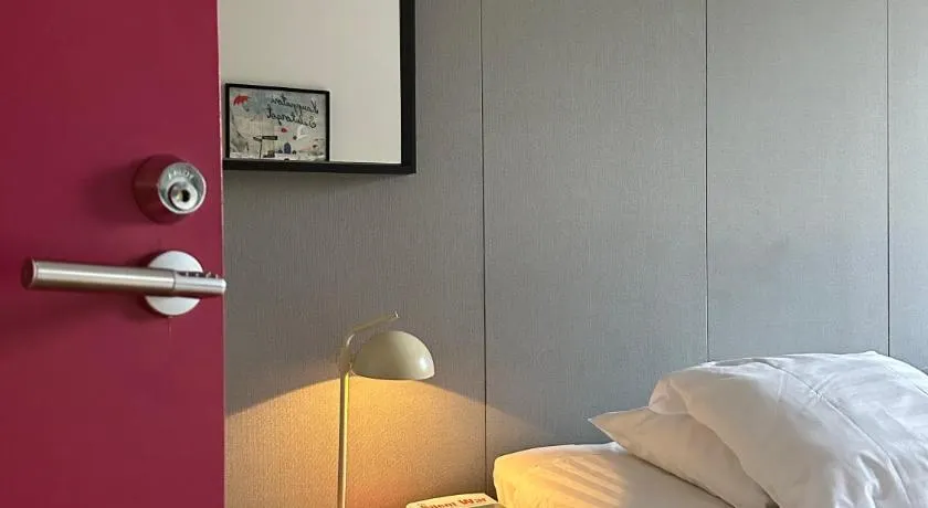 The Rooms Airport - 20Rooms - Image 1