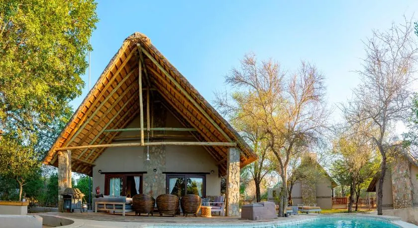 Leopard's Lair Bush Lodge - Image 1