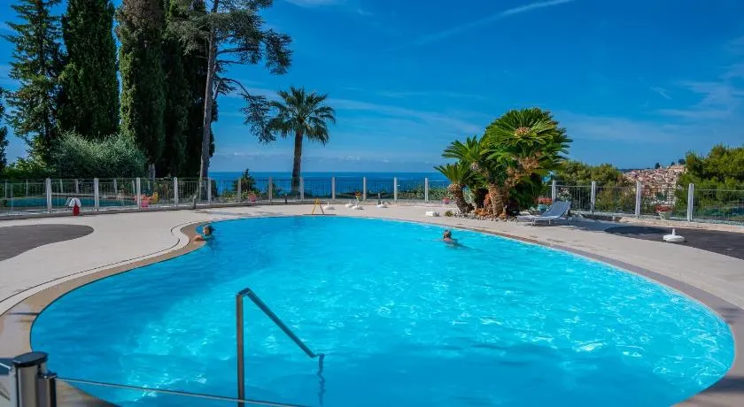 Studio Menton Garavan avec piscine à proximité Italie et Monaco - Image 1