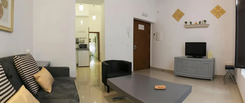 Apartamentos Plaza Nueva - Image 1