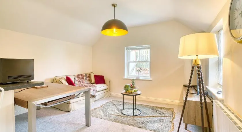 Homey flat in Sleaford Centre - Pass the Keys - Image 1