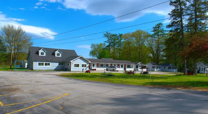 Pilgrim Inn & Cottages - Image 1