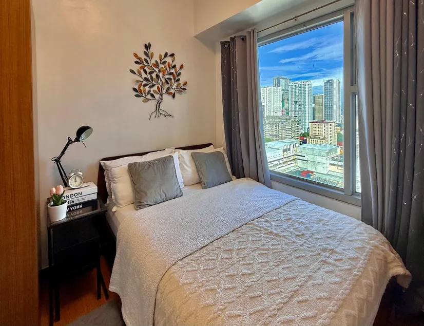 One Bedroom Cozy Condo in Manila near U.S Embassy - Image 1