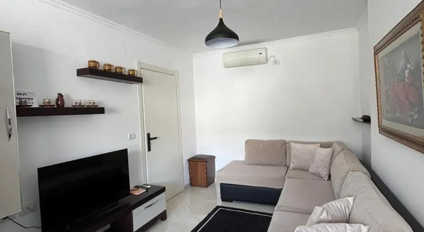 Apartament Qetesia - Image 1