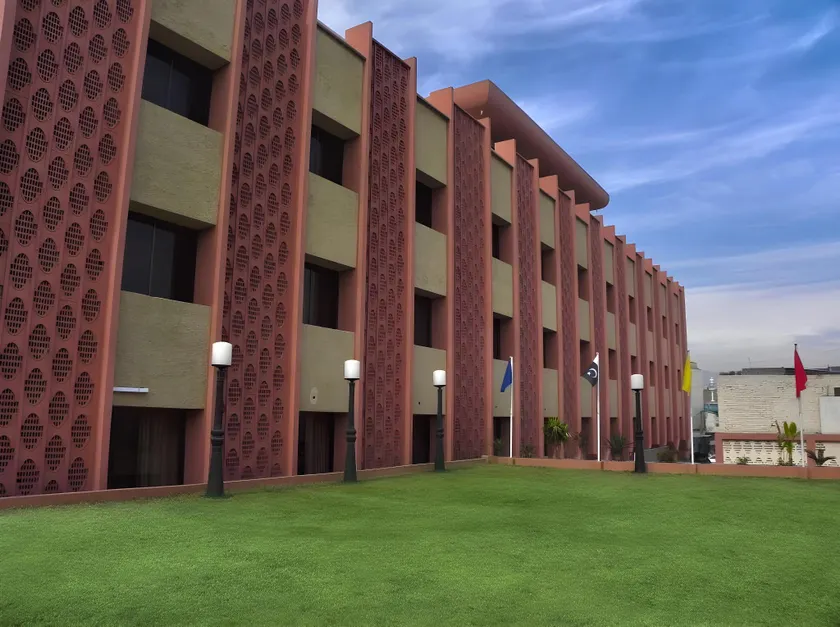 Hotel Pameer - Image 1