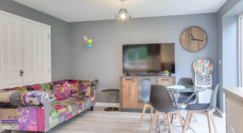 Blackwater Villa Witham - Image 1