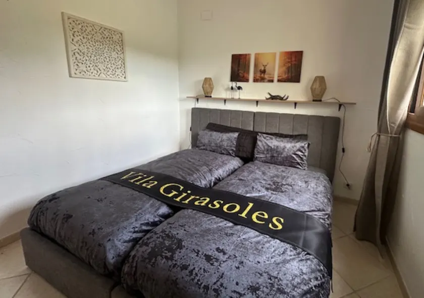 Vila Girasoles - Image 1