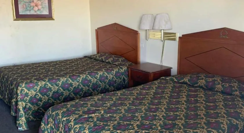 Hollandale Motel - Image 1