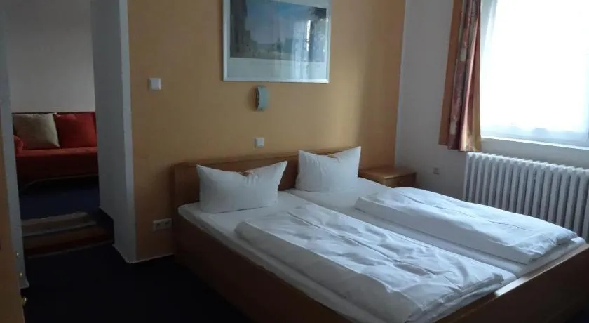 Hotel Süden - Image 1