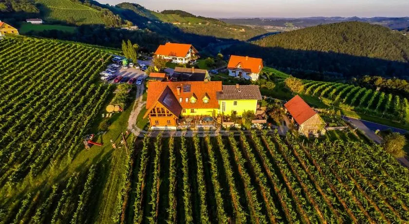 Weingut Reiterer - Image 1