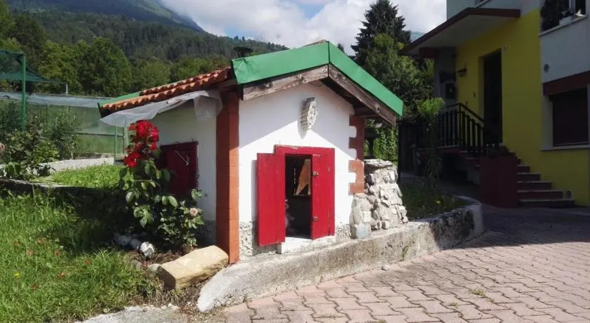 B&B Tisoi - Image 1