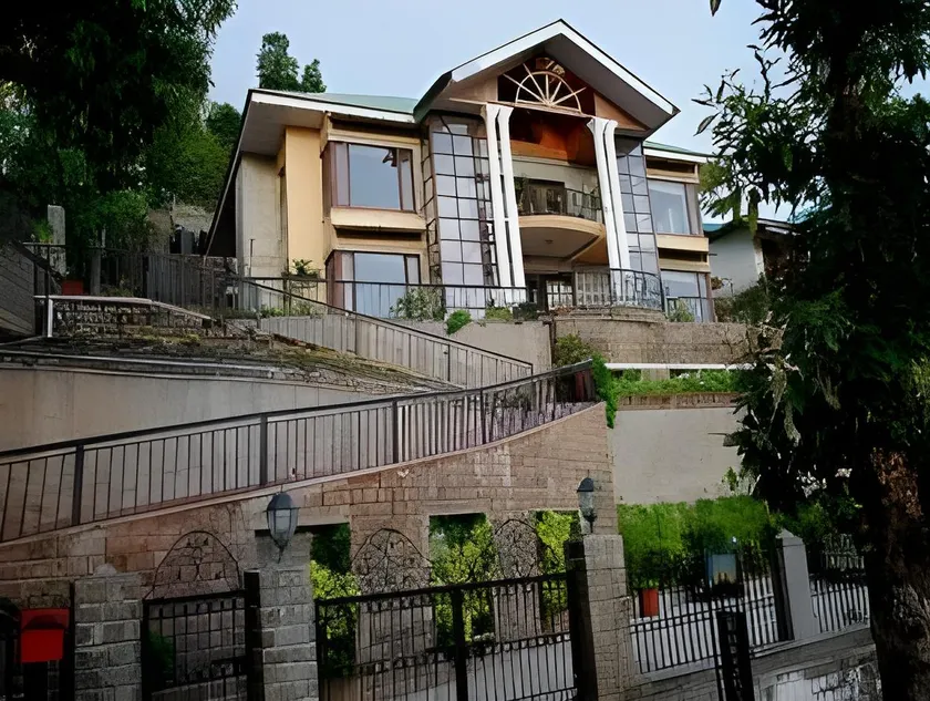 The Horizon Villa Dharamshala - Image 1