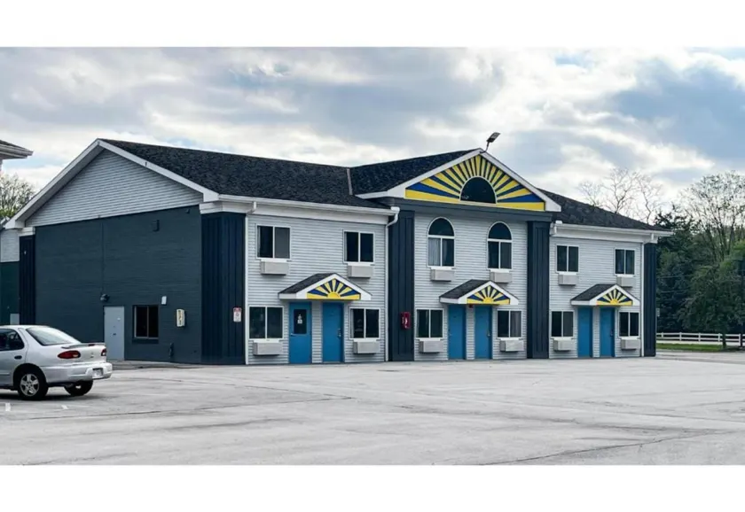 Motel 6 - Tiffin, OH - Image 1
