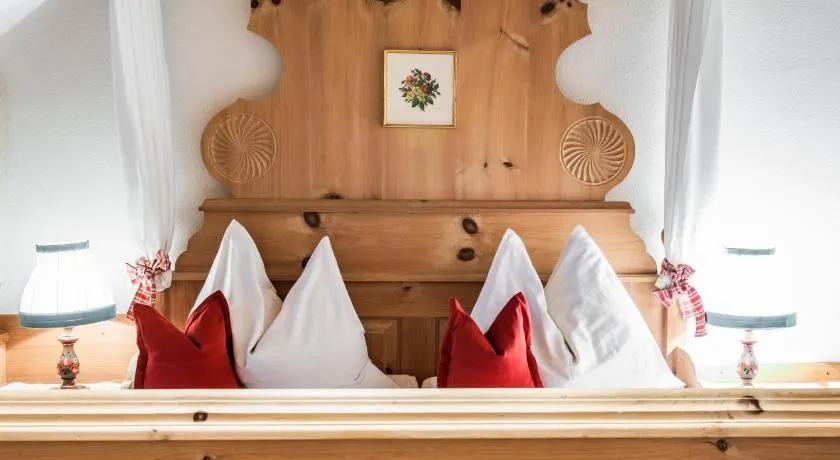 Romantikhotel Almtalhof - Image 1