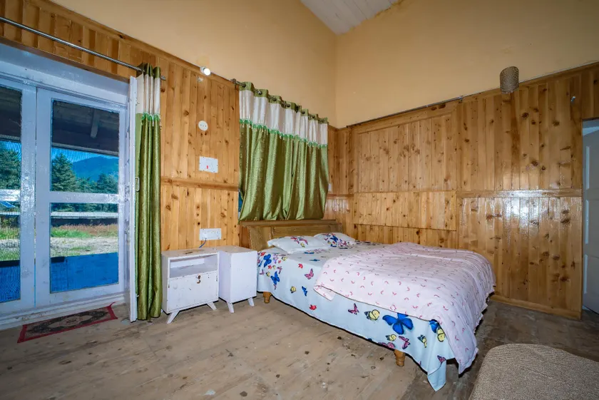 Forest Rest House Gahan - Image 1