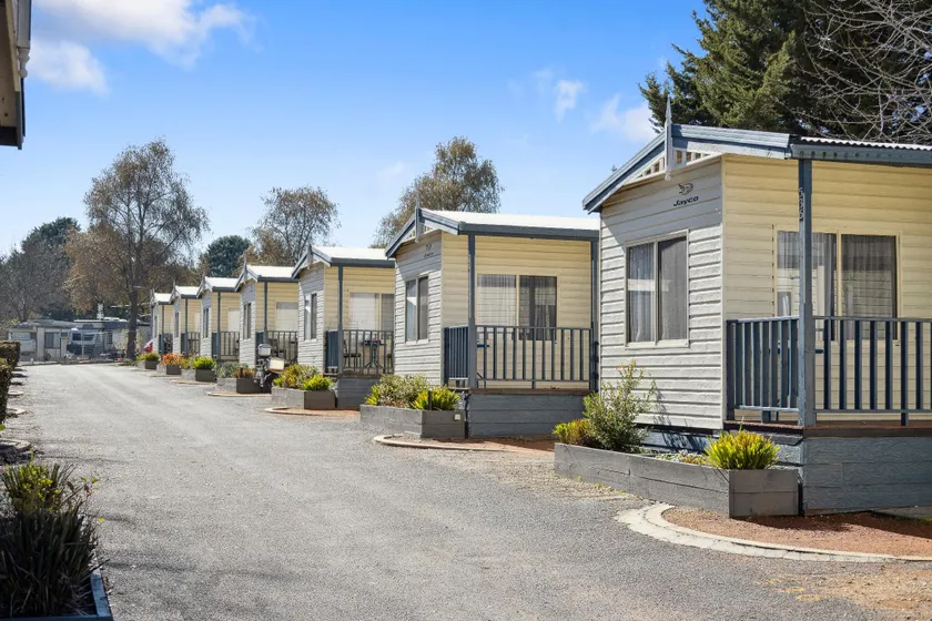 Canberra Holiday Village - Image 1