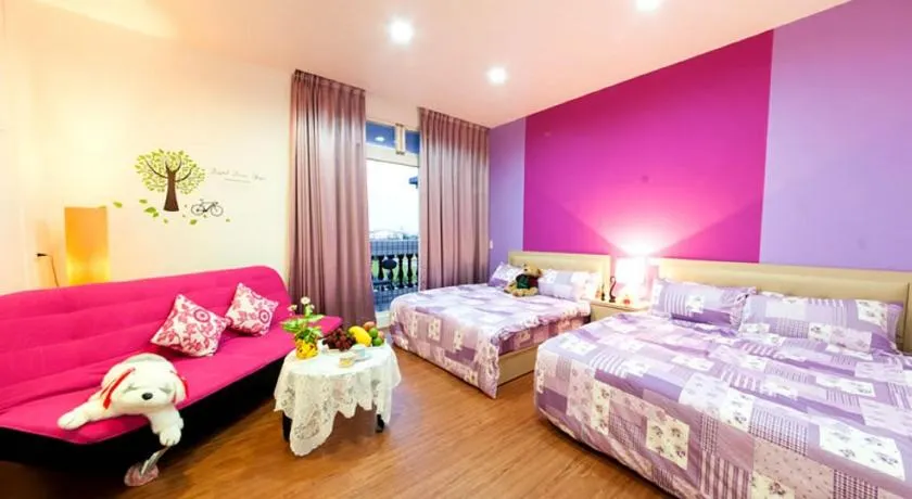 Free World B&B - Image 1
