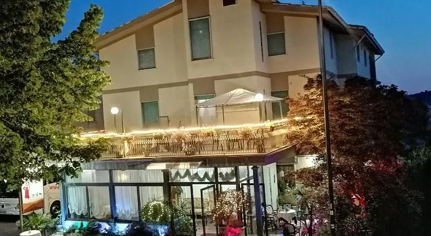 Hotel Ristorante La Casareccia - Image 1