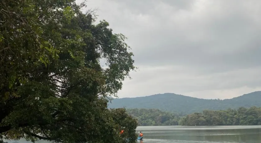 Lakeside Holiday resort - Image 1