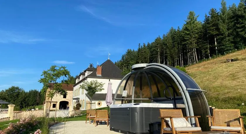 Le Domaine de la Source - Jacuzzi - Cadre et Tranquillité - Image 1