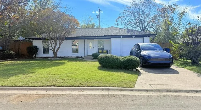 Cozy and relaxing home in downtown Frisco - Image 1