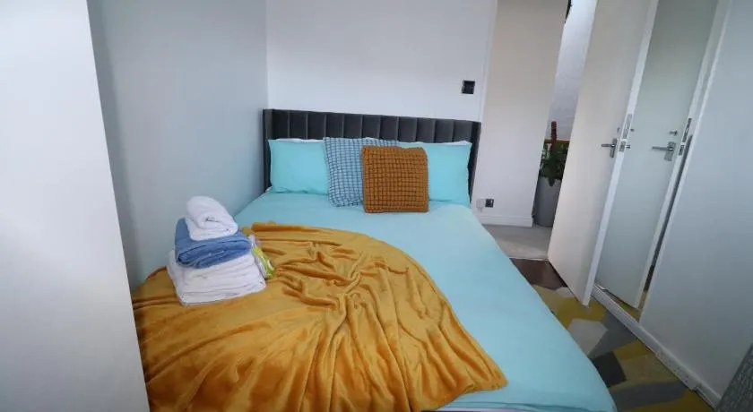 West Dulwich Home 28 Mins to London Victoria - Image 1