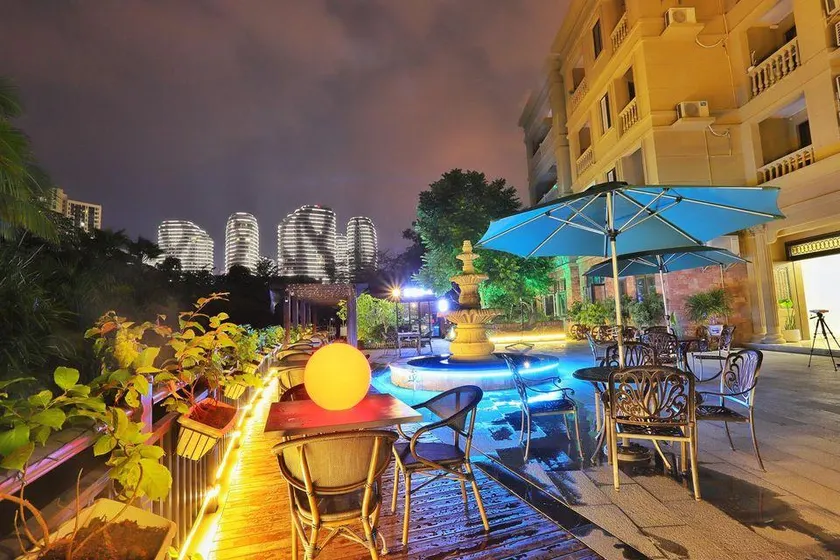 Sanya Coconut Homestay - Image 1