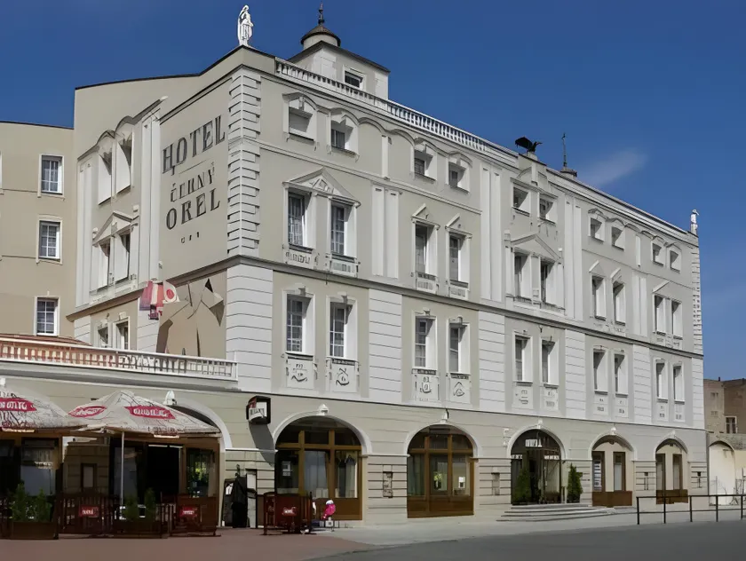 Hotel Černý Orel Žatec - Image 1