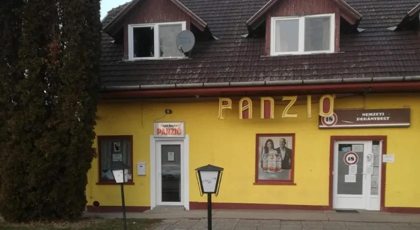 Fekete Macska Vendégház - Image 1