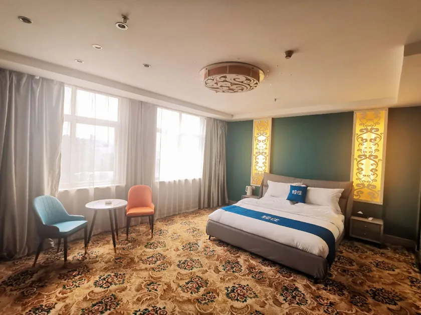 Light Stay·Zunnuo Hotel (Fuping People's Road Bus Station Branch) - Image 1