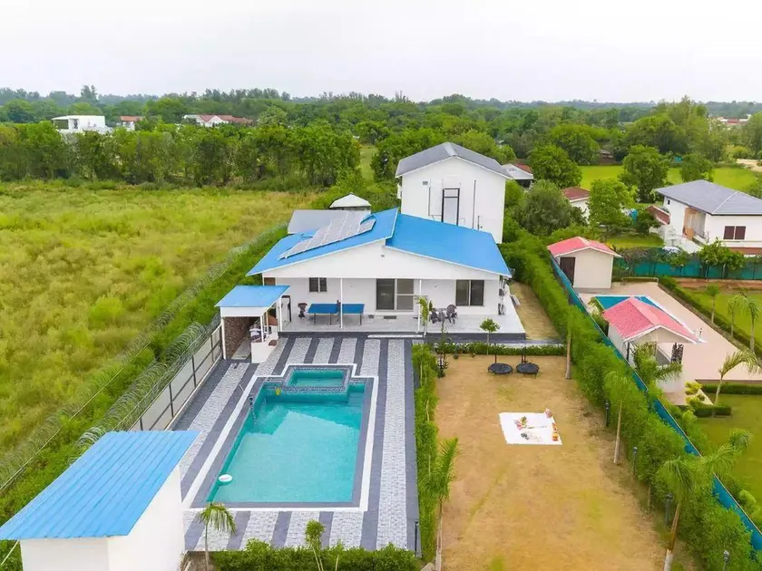 Vashisht Villa Pet-friendly 3-BHK Farmhouse With Private Pool, Garden & Bar - Image 1