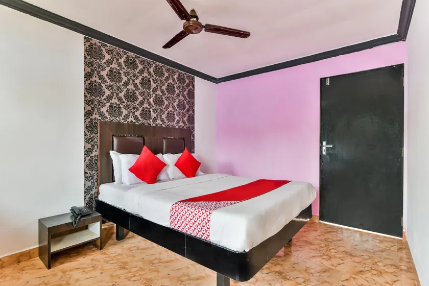 Hotel O Poonam Grande - Image 1