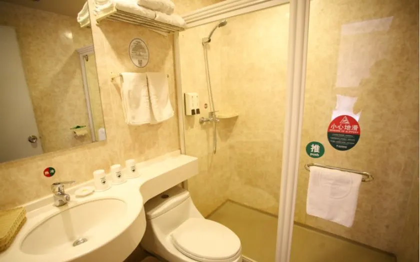 GreenTree Inn Shanxi Xinzhou South Jianshe Road Express Hotel - Image 1