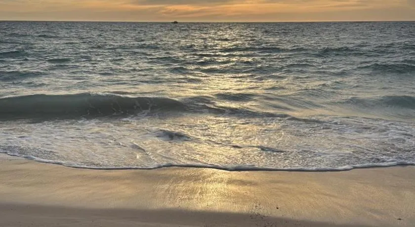 Beach House - Image 1