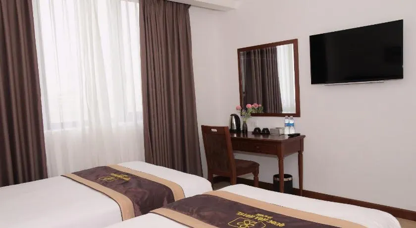 Ruby hotel Tuan Chau - Image 1