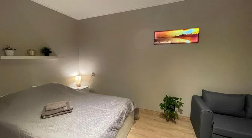 Cozy apartment close to Riga Airport - Image 1