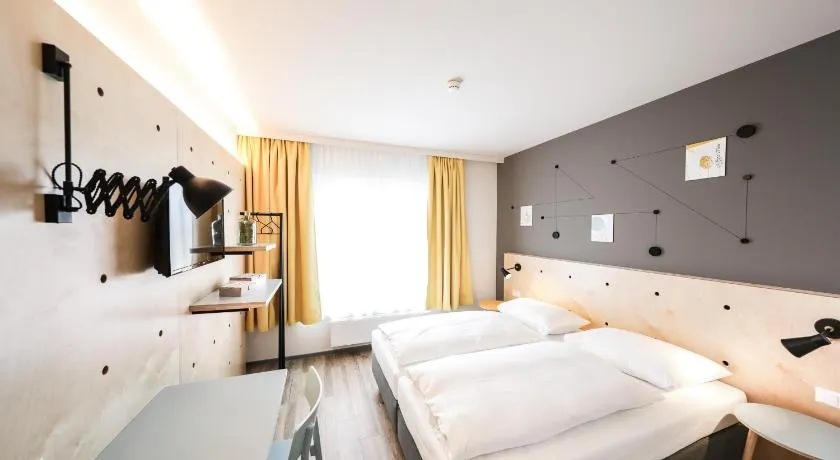 Hotel Tullnerfeld - Image 1
